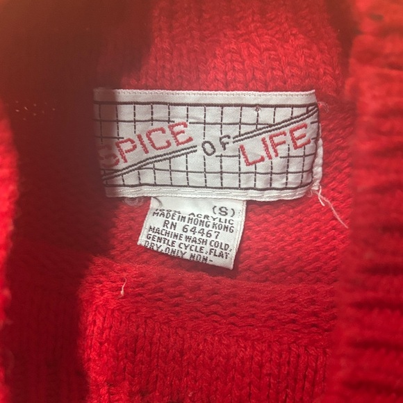 Red Skiing Vintage Spice of Life Sweater - Picture 2 of 4